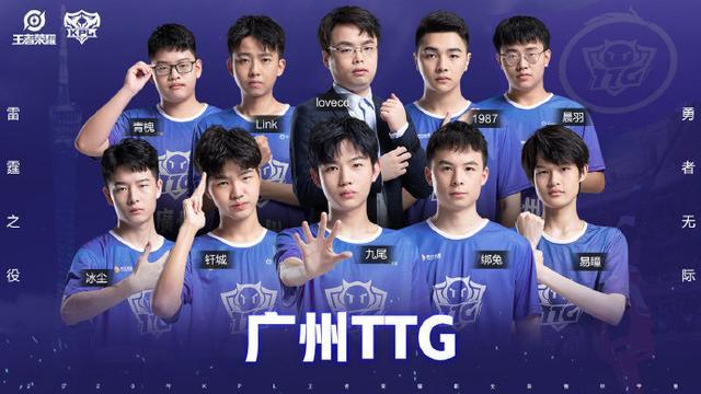 在他缺席的